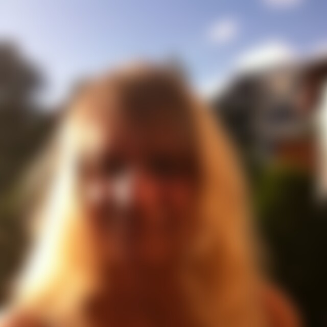 Andrea2412 (62) aus Böblingen