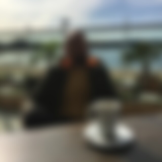 Elite (42) aus Braunschweig