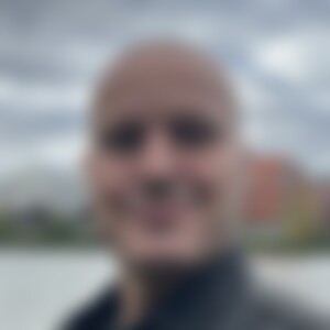 Spiros25 (46) aus Offenbach am Main