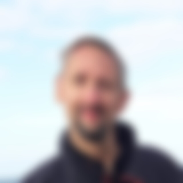 Computerbaer (48) aus Freital