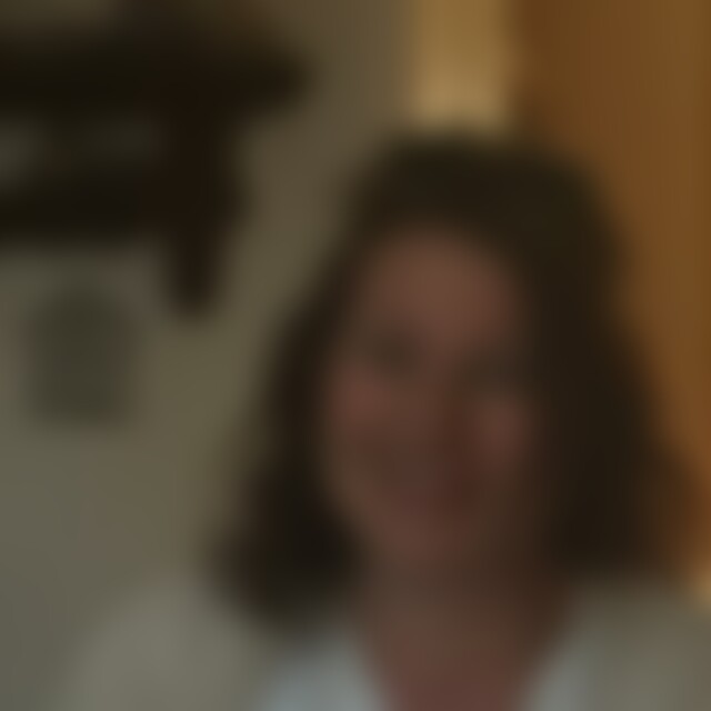 Luz (58) aus Wiesbaden
