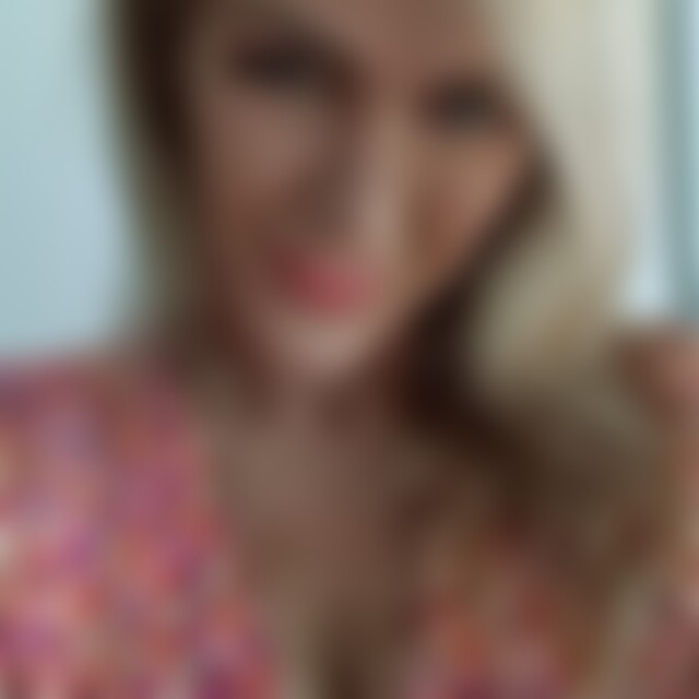 Simonehallo (65) aus Esslingen