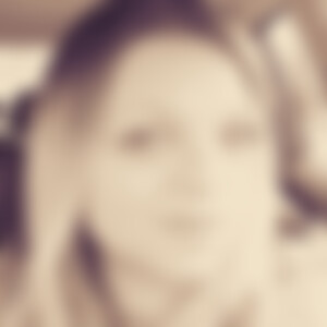 Izzy82 (43) aus 