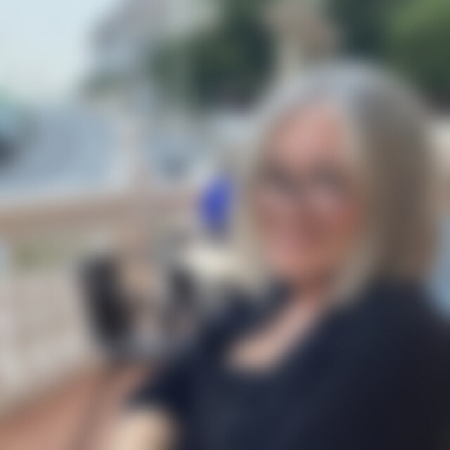 Lila (59) aus Reichshof