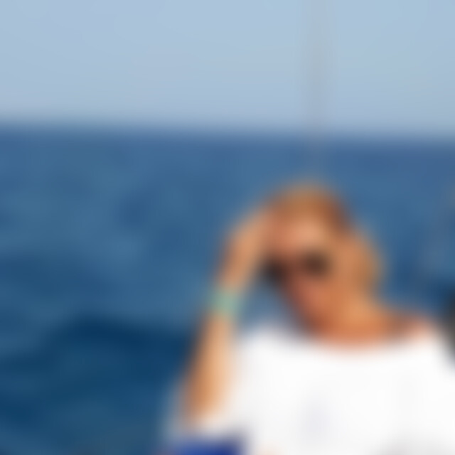 Suzy1 (63) aus Frankfurt
