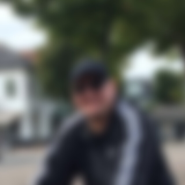 Beobachter72 (53) aus Oberursel