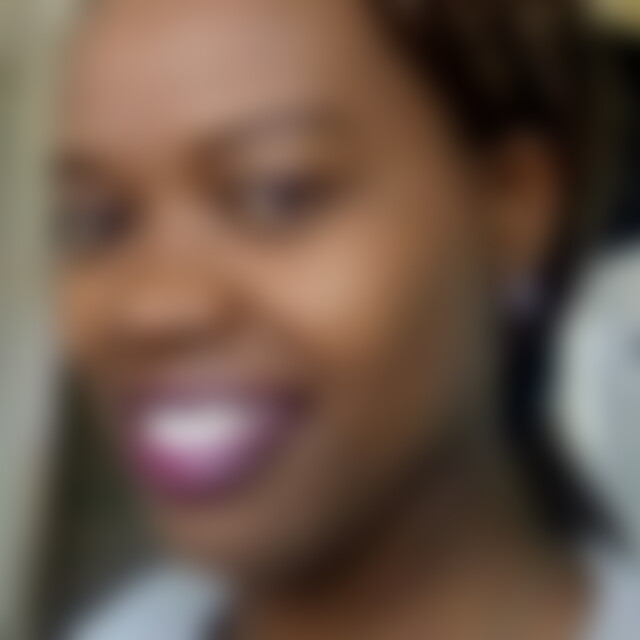 Gladya (42) aus Dortmund