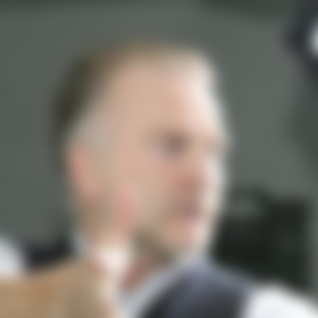 Pauli (61) aus Holzkirchen