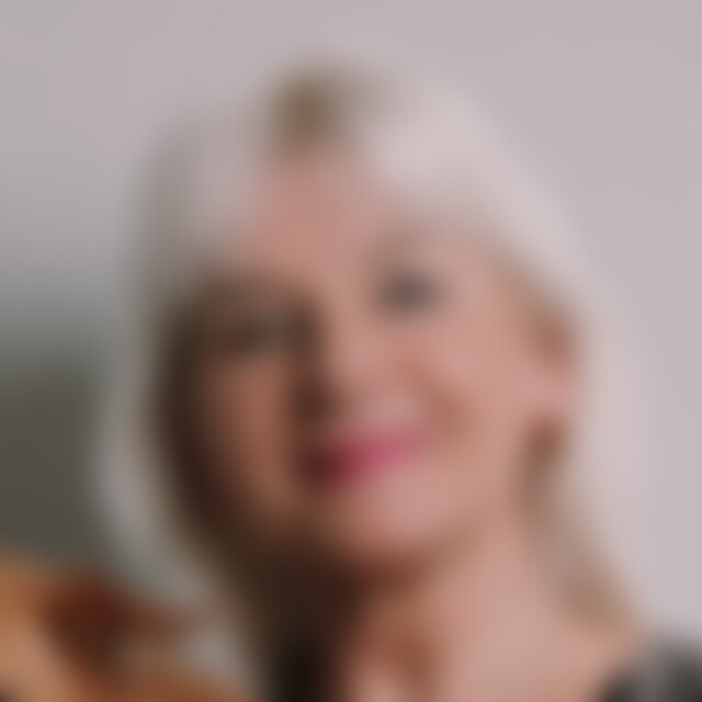 joanna24 (57) aus Wiefelstede