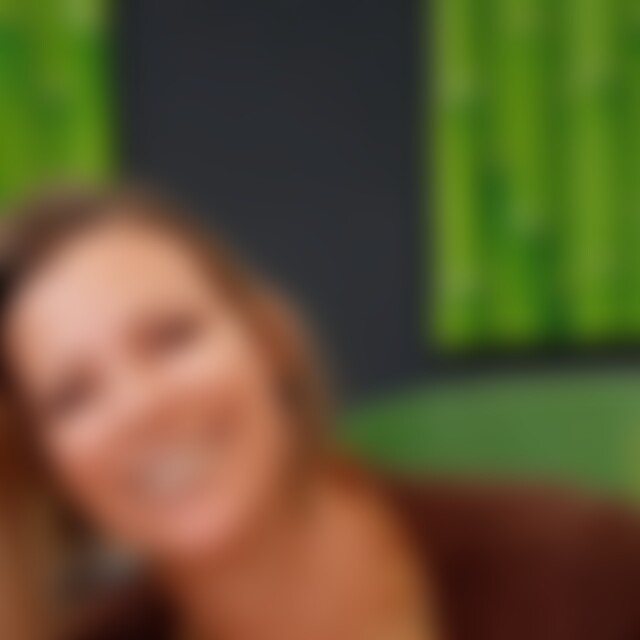 aster (46) aus Kösching