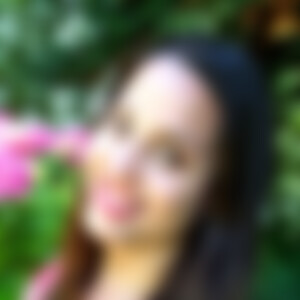 Helen2 (29) aus Wiesbaden