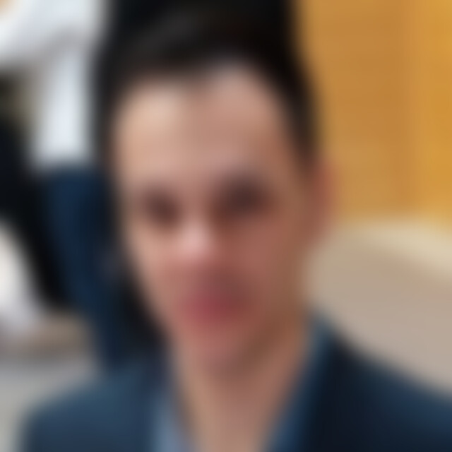 Eraz (40) aus Regensburg