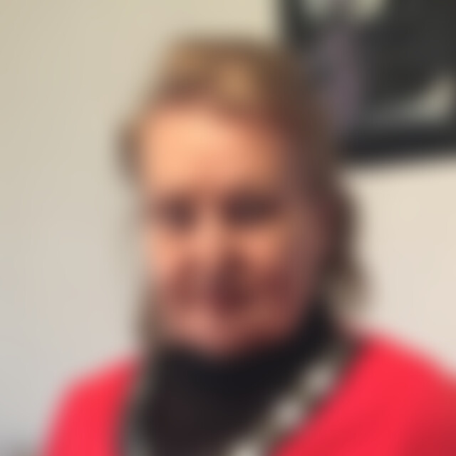 Sofia53 (72) aus Lage