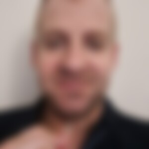 Tobi12101984 (41) aus Duisburg