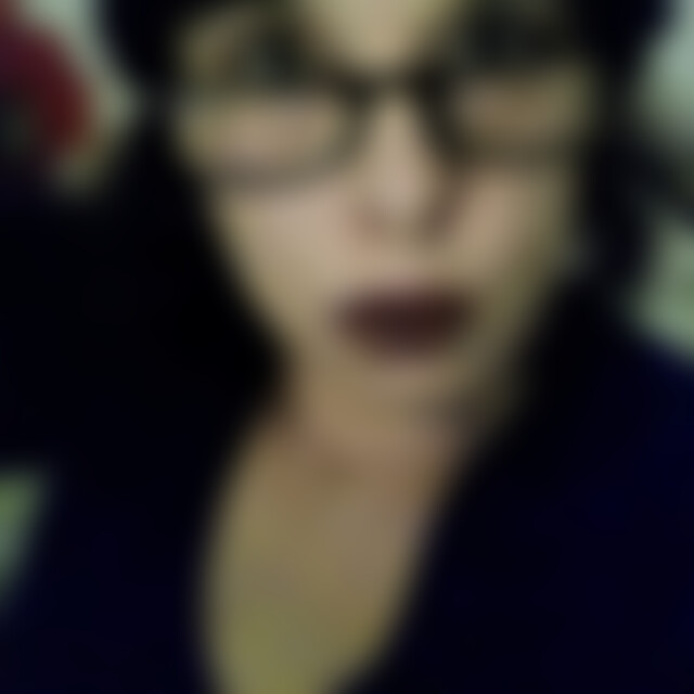 Morticia (56) aus Berlin