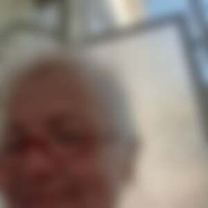 Anno (65) aus Lübeck