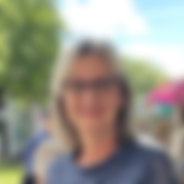BarfussamMeer (60) aus Berlin