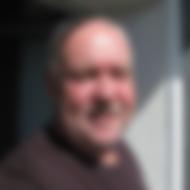 Julian86 (69) aus Potsdam