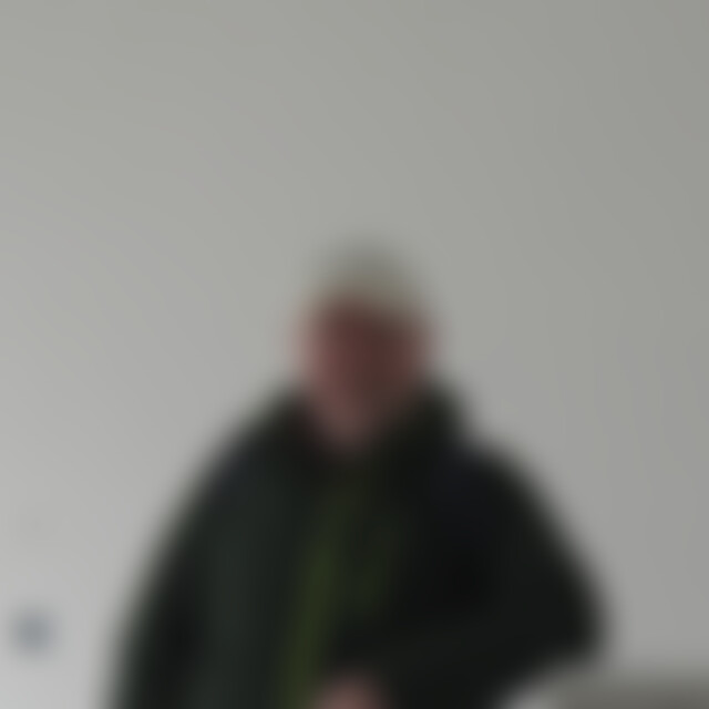 Julian86 (69) aus Potsdam