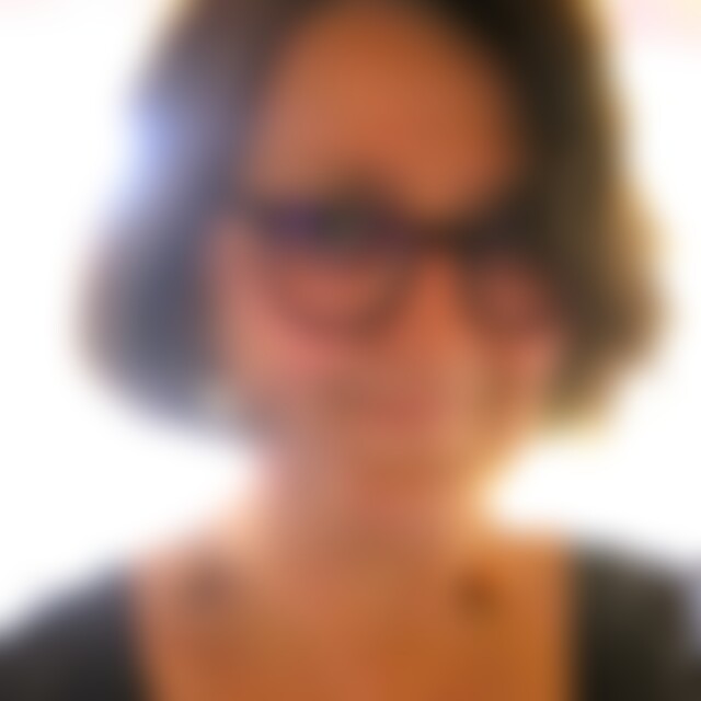 Dora (58) aus S