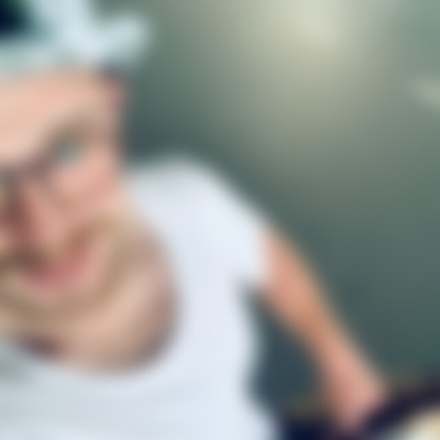 Lukee (33) aus Hattingen