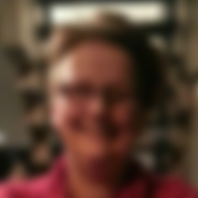 Giny (69) aus Zetten