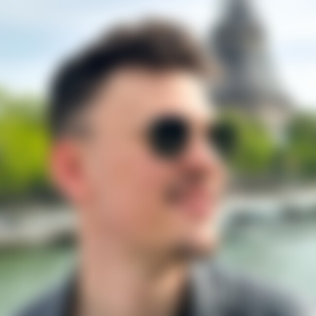 LucasBruckner (34) aus Karben