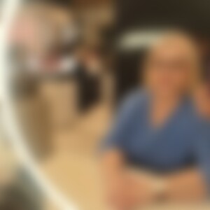 Regine (68) aus BERLIN