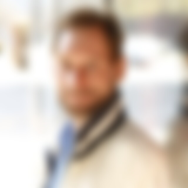 Solari (50) aus Hamburg