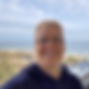 Sarah24 (60) aus Magdeburg