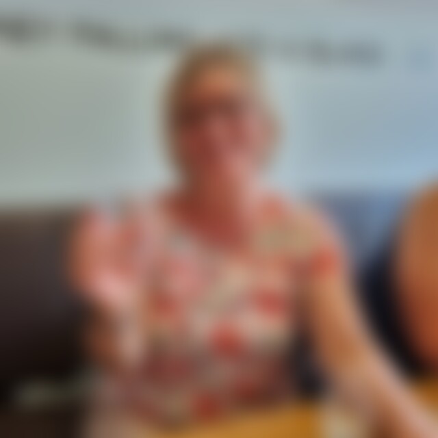 Adivina (60) aus Münster