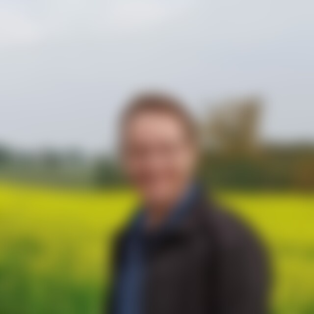 Rowland (42) aus Siegen