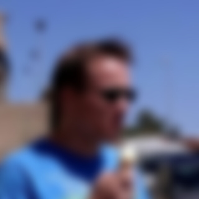 Rowland (42) aus Siegen