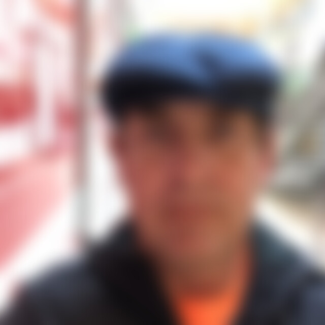Andreascambodia (61) aus Stuttgart
