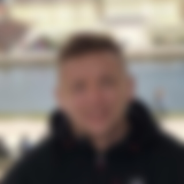 Alekss (33) aus Wien