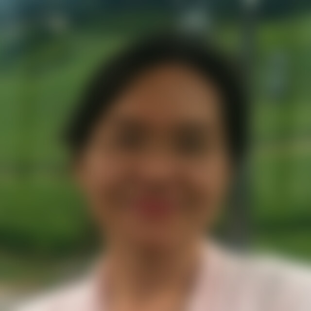 Lihua (47) aus Frechen
