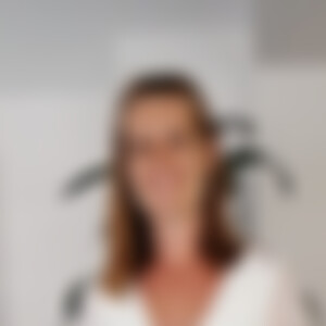 Moni82 (44) aus Coburg