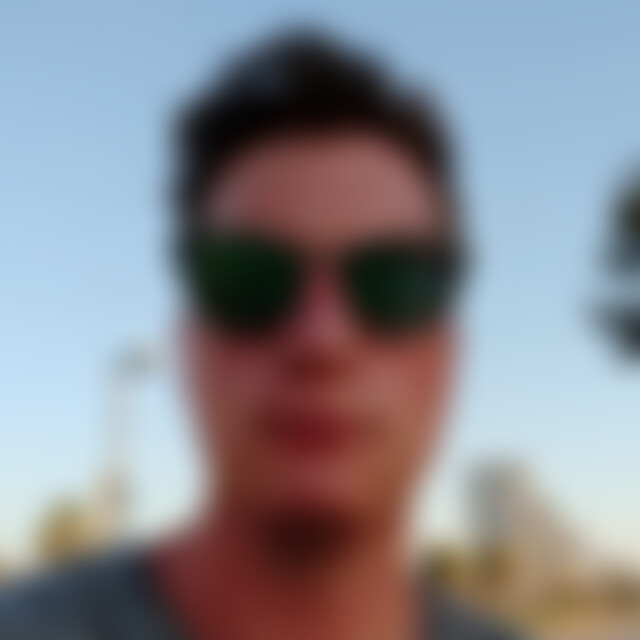 Sim0N (34) aus Schorndorf