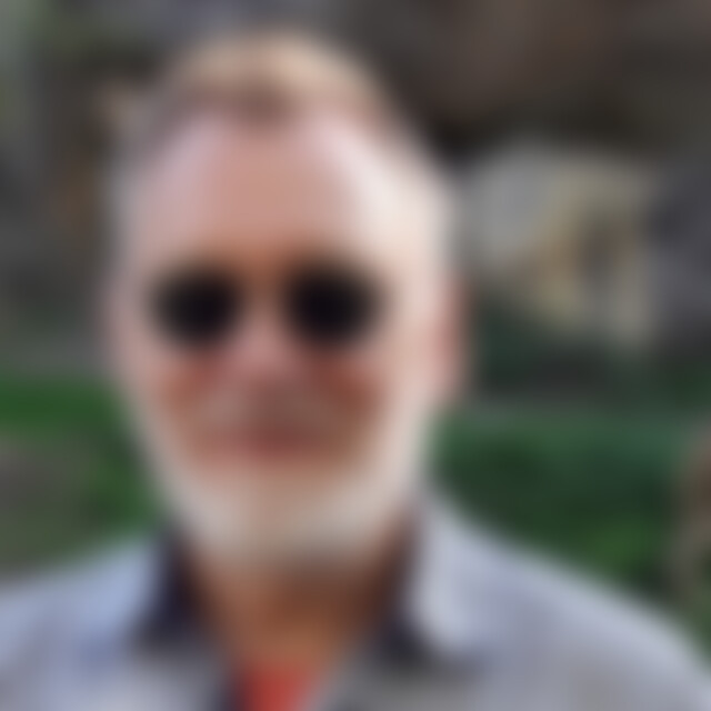Namutamba (67) aus Velbert