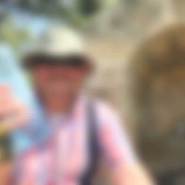 Reisender (60) aus Sachsen