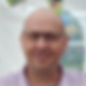 Fiveblue (62) aus Essen