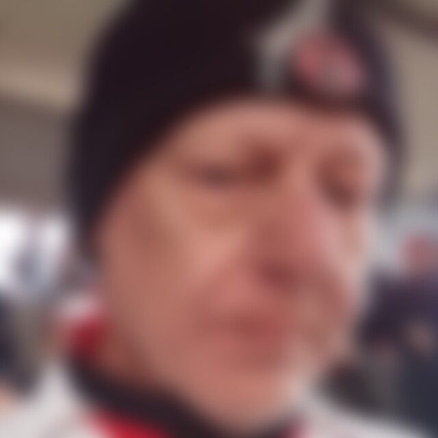 Hoffmann (61) aus Köln