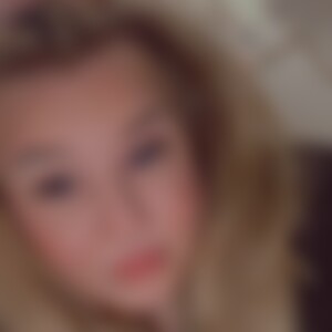 millycarmen (26) aus Berlin