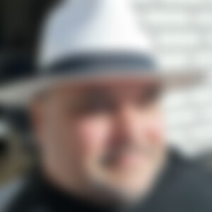 Alimena76 (50) aus Augustdorf