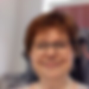 Betsy (63) aus Stuhr