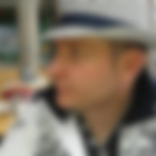 Levies (44) aus Böblingen