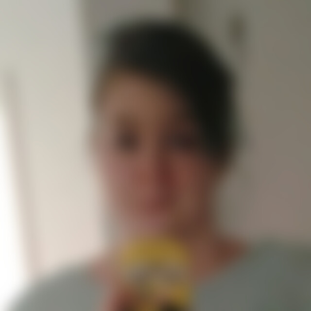Almina (20) aus Winsen (Luhe)