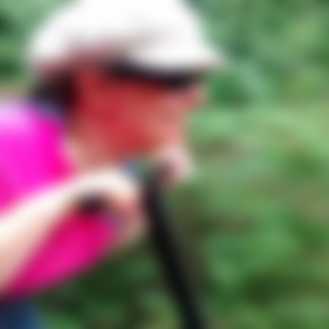 Anjong79 (55) aus Ostfildern