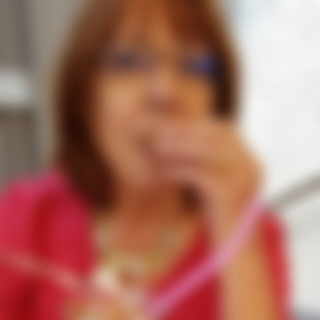 77uschi77 (72) aus Winkelhaid