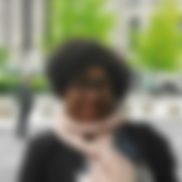 Luandina (59) aus Berlin